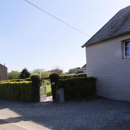 Joli Nid Au Coeur Des Ardennes Apartment Bièvre Exterior foto