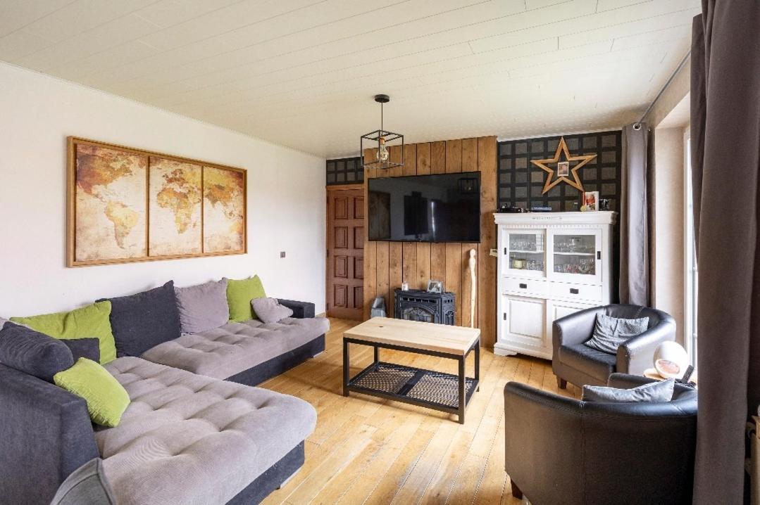 Joli Nid Au Coeur Des Ardennes Apartment Bièvre Exterior foto